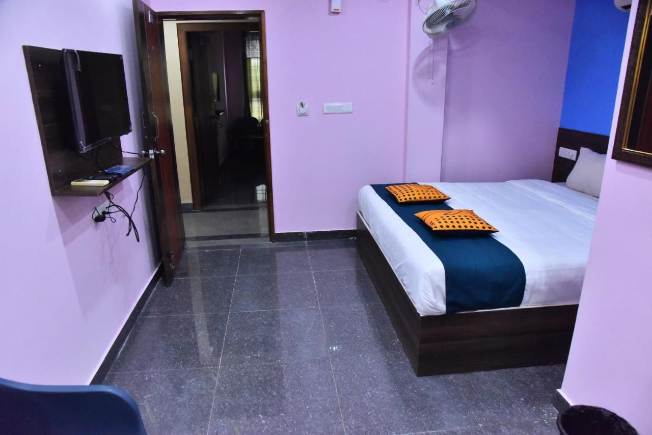 Hotel Grand Meridian 3*